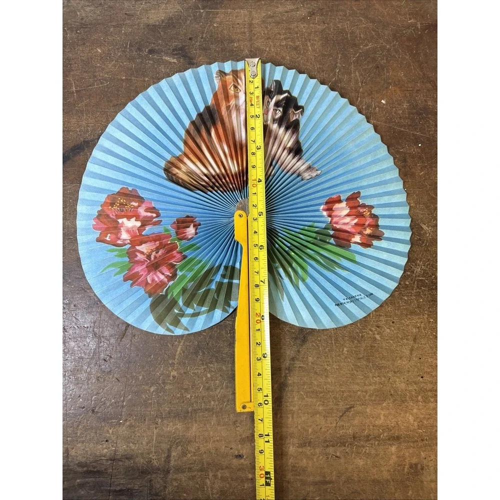 Vintage Folded Paper Fan With Cats Made In The People's Republic Of China Kitten